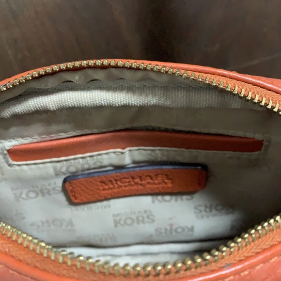 Michael Michael Kors Orange Crossbody - Picture 4 of 4